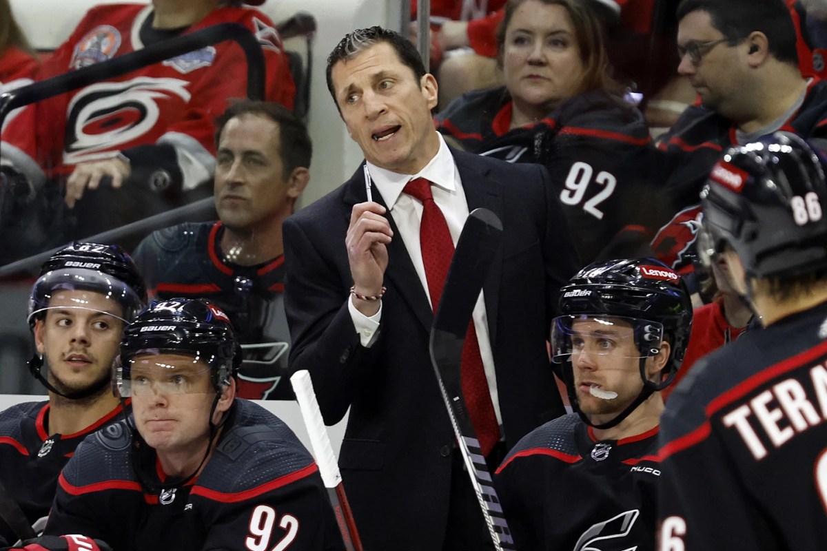 Brind'Amour, Berube share common work ethic leading Hurricanes